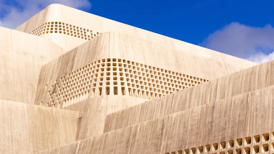 Okinawa Prefectural Museum & Art Museum